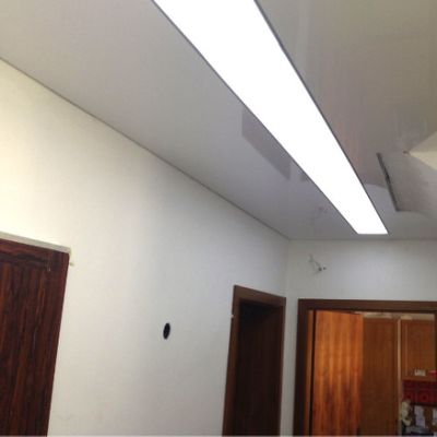 lichtdecke-fuer-moderne-innenarchitektur