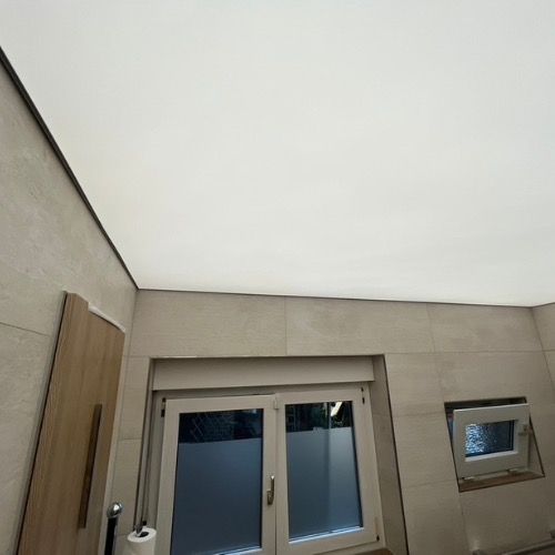 lichtdecke-im-arbeitszimmer-entspannung