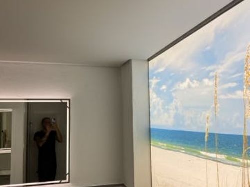 Küche mit Lichtspanndecke