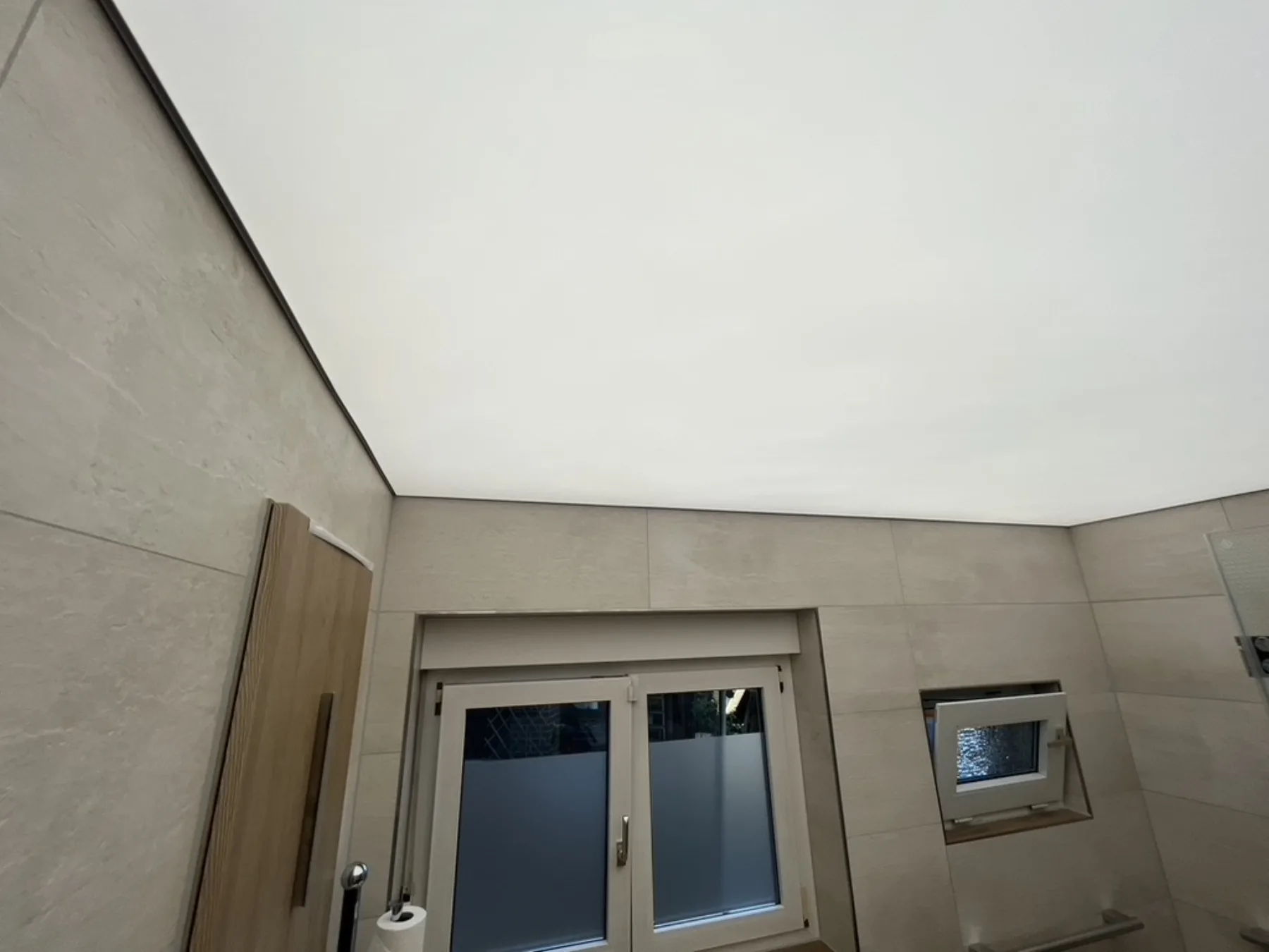 Hochglanzdecke Badezimmer Planung